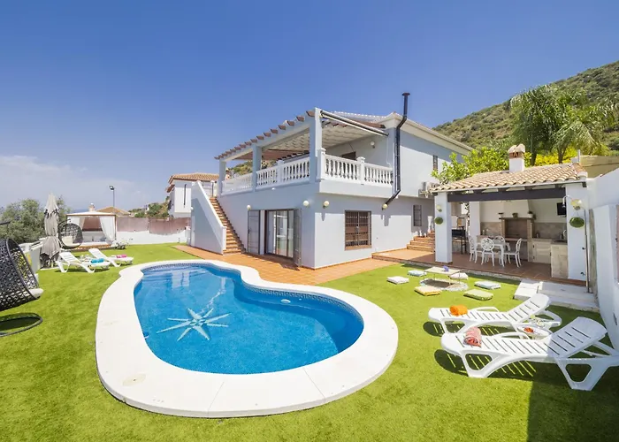 Villa Cubo's Gabriela Coín
